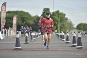 BIB: 
                            <button type="button" onclick="openModal(4922307)" class="btn btn-primary btn-sm float-right btn-popup" data-toggle="modal" data-target=".modal-high-quality">
                        <i class="fas fa-shopping-cart"></i> Add to Cart
                    </button>
                                            <button type="button" onclick="isThisMe(4922307, true)" class="btn btn-success btn-sm float-right btn-popup btn-isme hidden" data-toggle="tooltip" data-placement="bottom" title="นี่คือรูปของคุณใช่ไหม คลิกที่นี่เพื่อเอาเข้าอัลบั้ม">
                        <i class="fas fa-plus"></i> Add to album
                    </button>
                    <button type="button" onclick="isThisMe(4922307, false)" class="btn btn-warning btn-sm float-right btn-popup btn-isnotme hidden">
                        <i class="fas fa-ban"></i> Remove from album
                    </button>